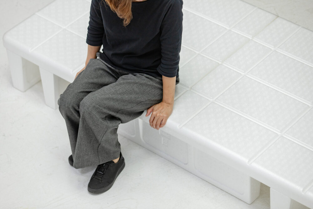 簡易組立ベッド 床にポン！  